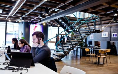 Home Office vs Working from Co-Working Spaces: Which Is Better?